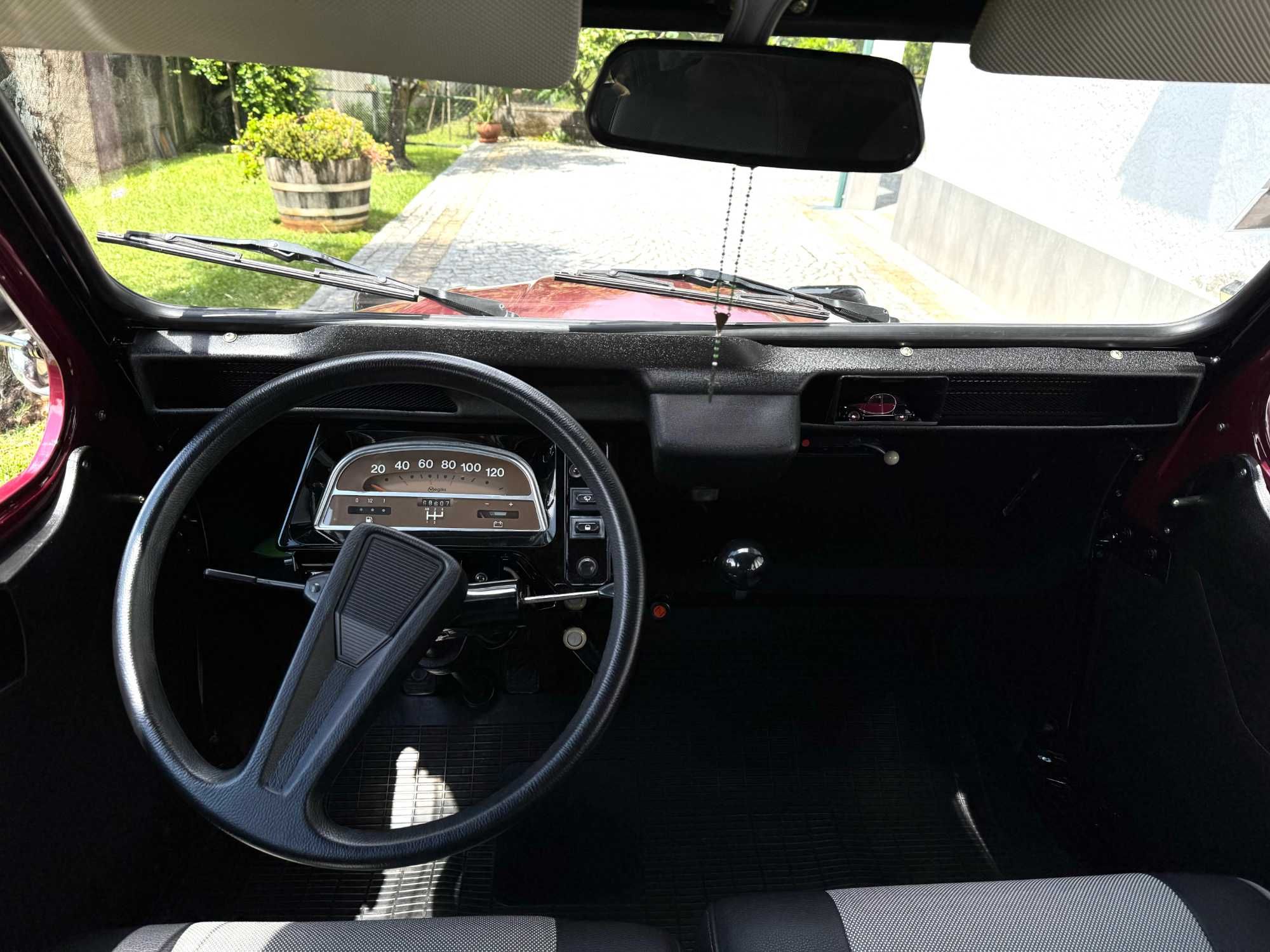 Citroën 2CV 1986 – Clássico Restaurado