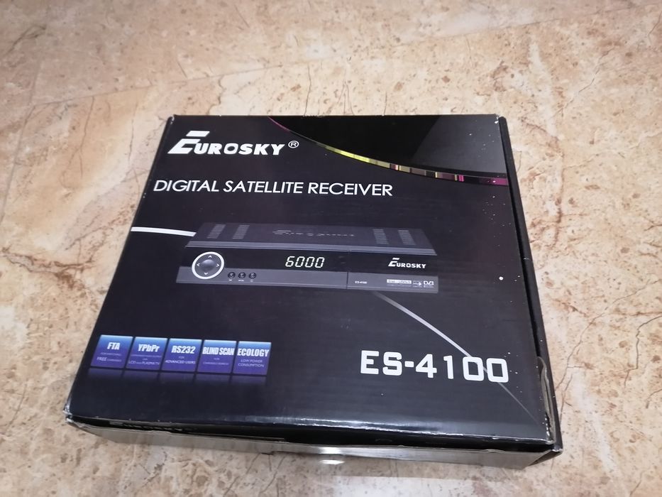 ТБ тюнер цифровий ресівер Eurosky ES-4100