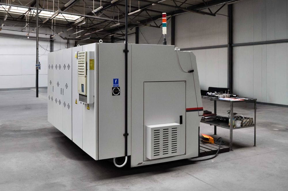 Tokarka numeryczna CNC Janus HTC2050