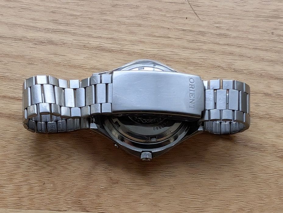 Наручные часы Orient 27 камней.