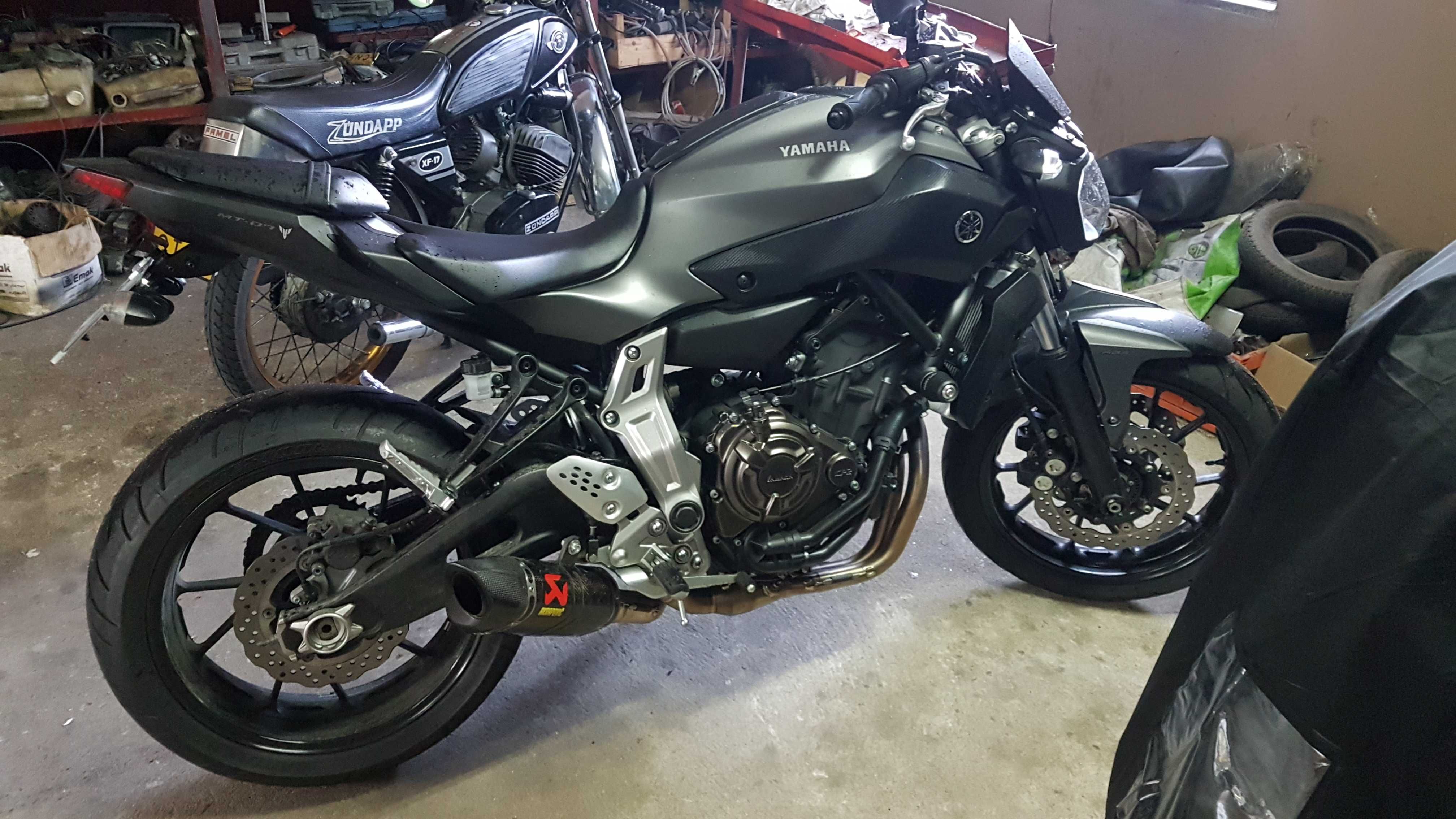 Yamaha Mt 07 em bom estado