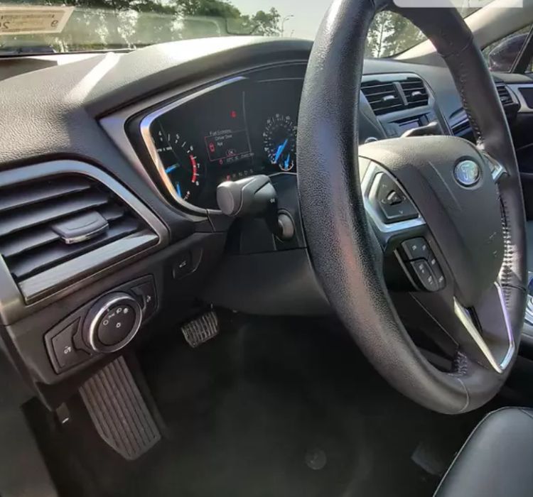 Ford Fusion SE 2017
