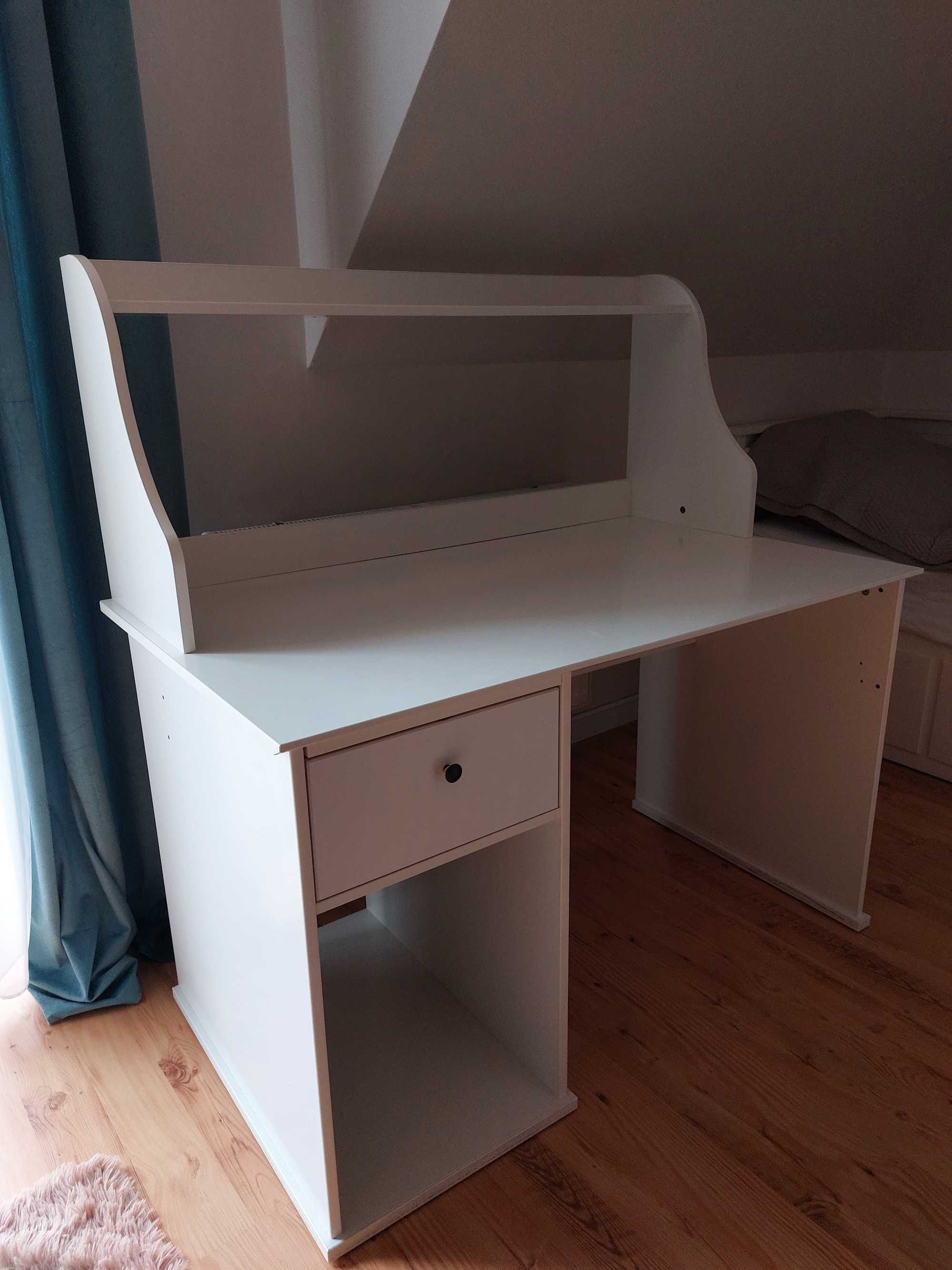 Sprzedam biurko Ikea