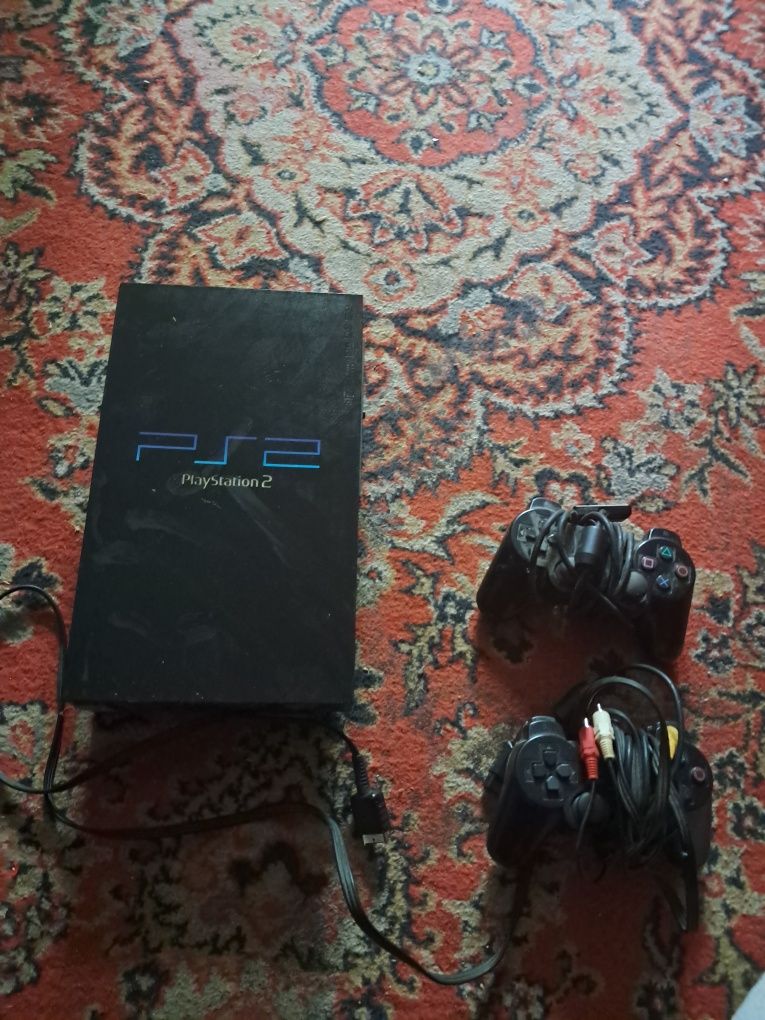 Ps2 робочий з джойстиками