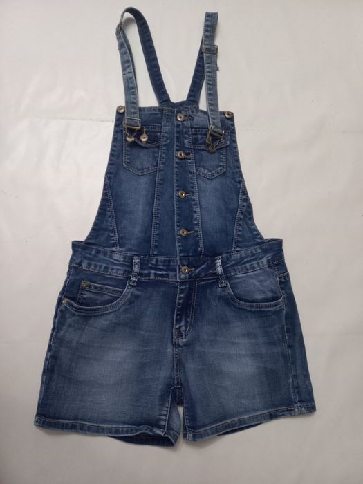 Продам джинсовий комбінезон