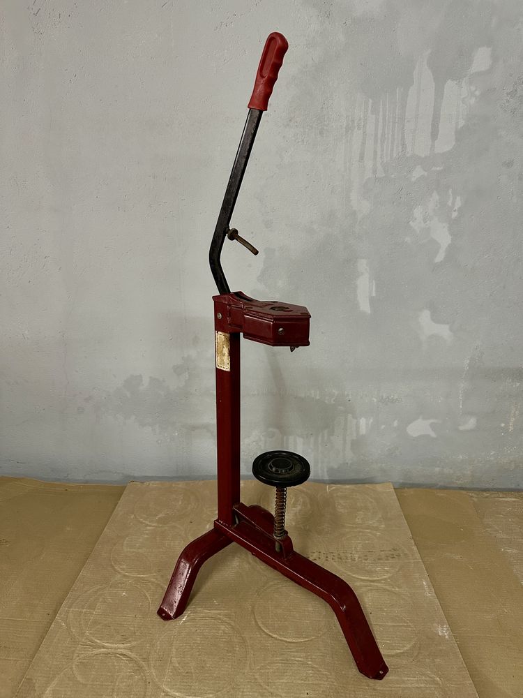 Engarrafador de vinho manual com Grampos para as garrafas