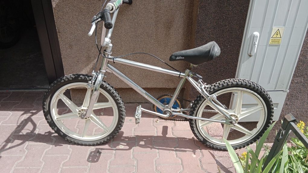 Stary 40 letni BMX rama niklowana koła plastikowe klasyk