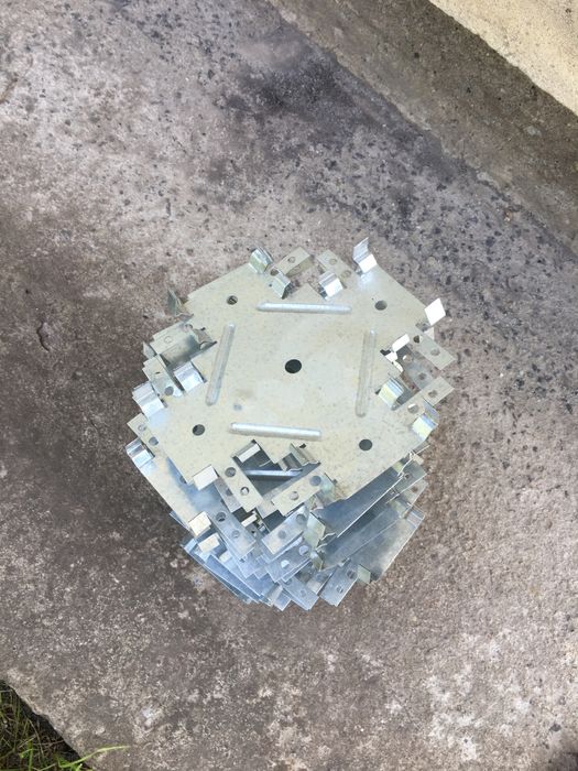 Система для вирівнювання плитки та профіль CD60 i UD28