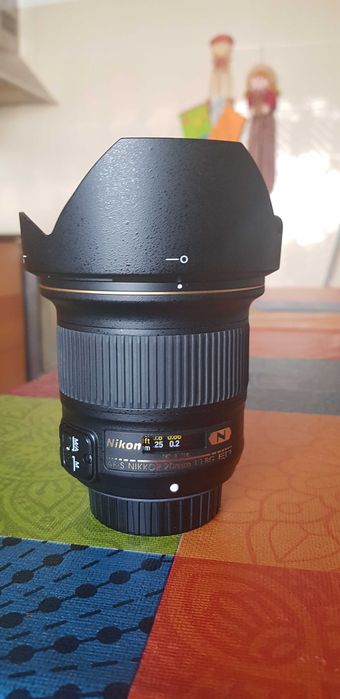 20 mm 1.8 FX da Nikon como nova