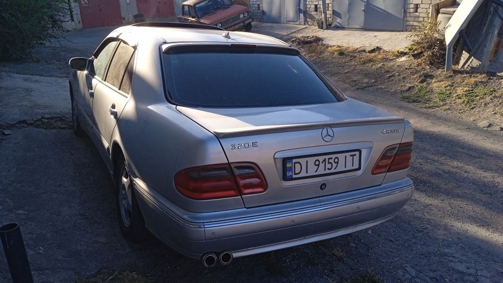 Продам Мерседес е 320рест