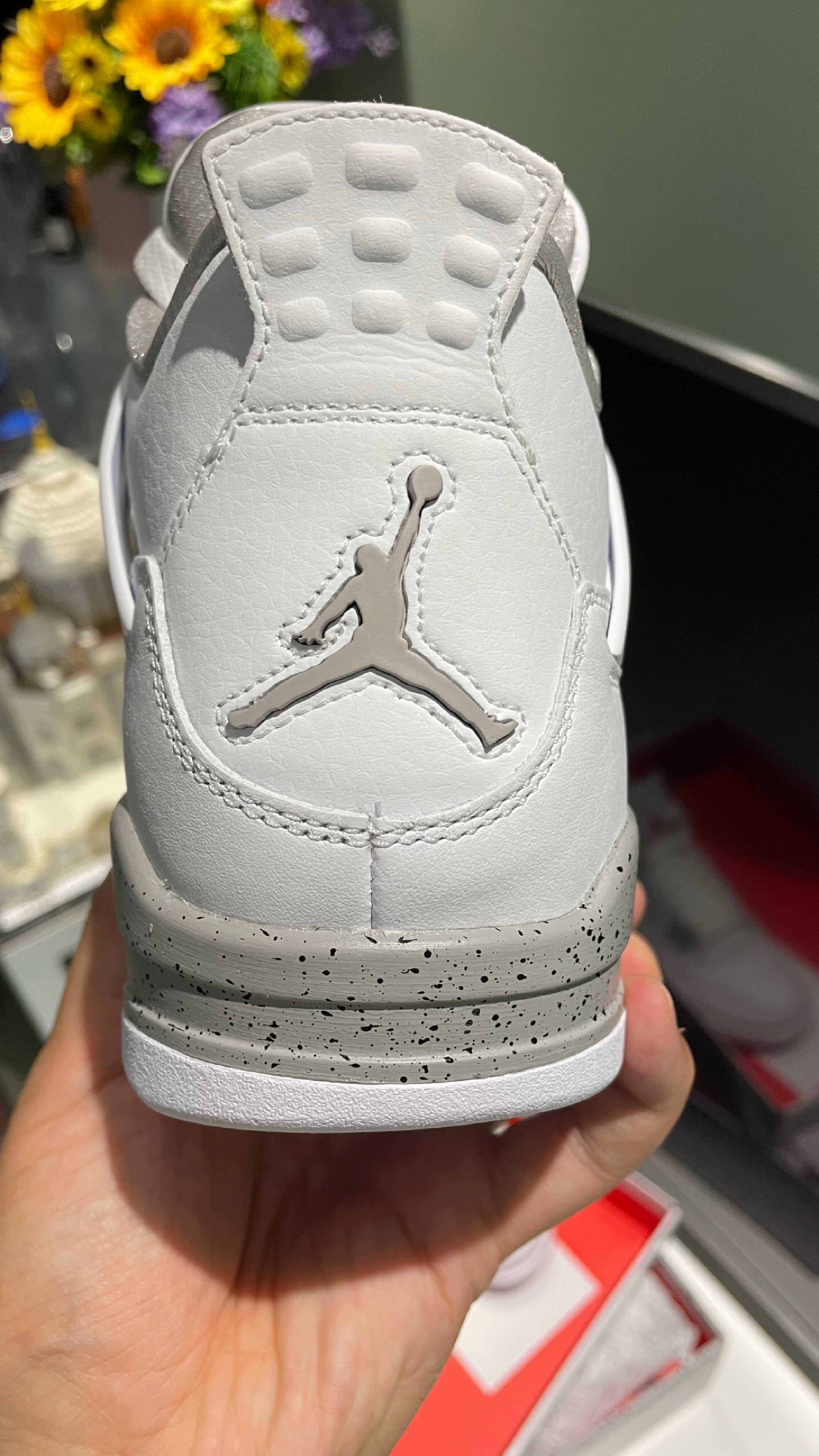 Jordan 4 Retro Białe Oreo Buty codzienne nowe z metką R.37.5