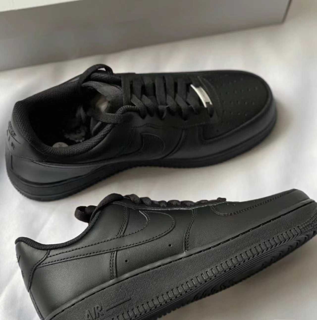 Nike Air Force 1 '07 Black 39