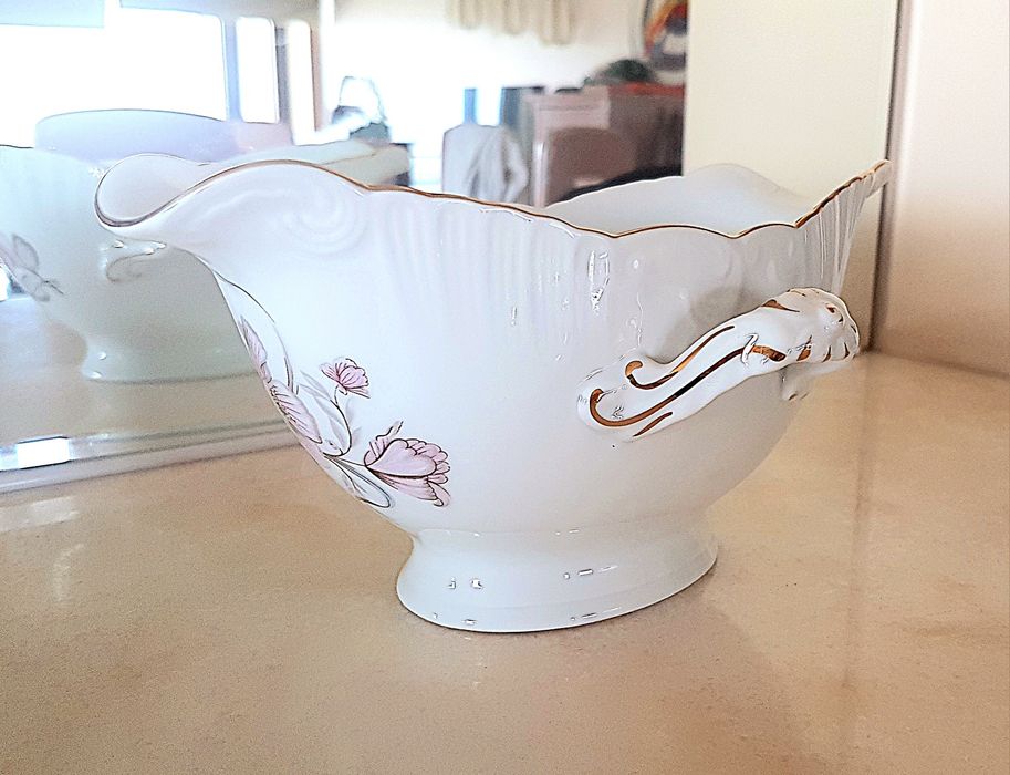 Serviço Vista Alegre completo para 12 pessoas