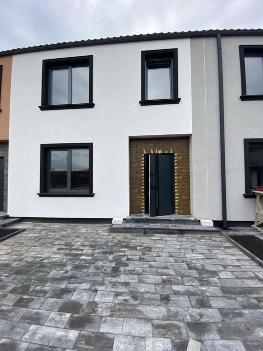 Продаж 4-к таунхаус 105 м² 67000 $ Ворзель РОЗТЕРМІНУВАННЯ