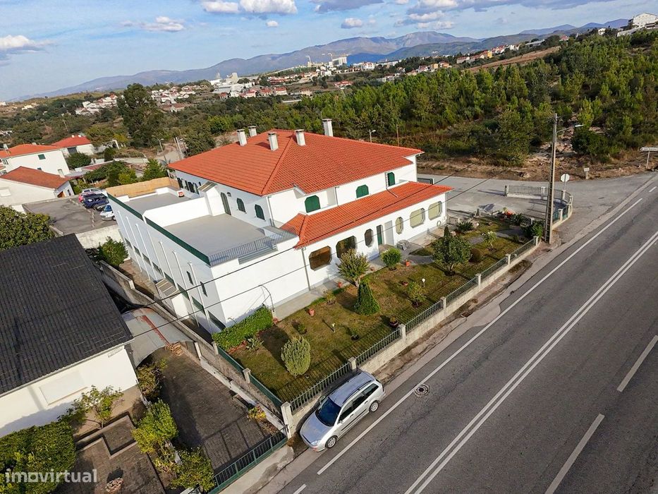 Armazém com Potencial Único de Expansão Empresarial