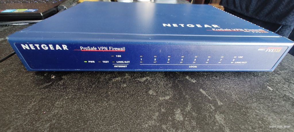 Netgear Prosafe VPN Firewall FVS318 Router