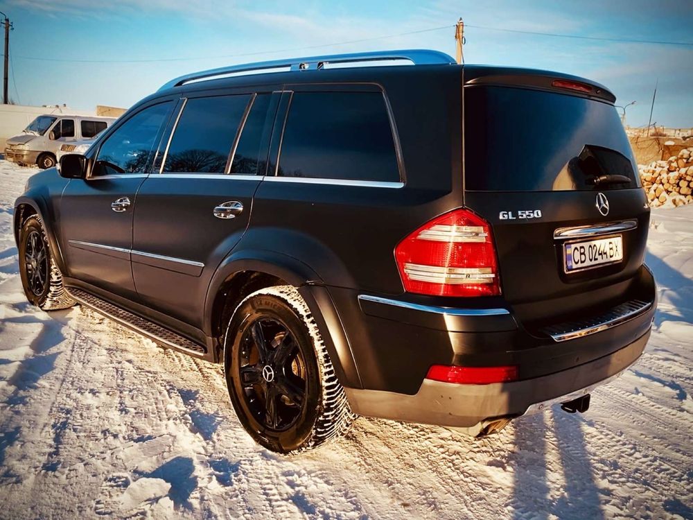 Продам Mercedes Benz GL-Class 550