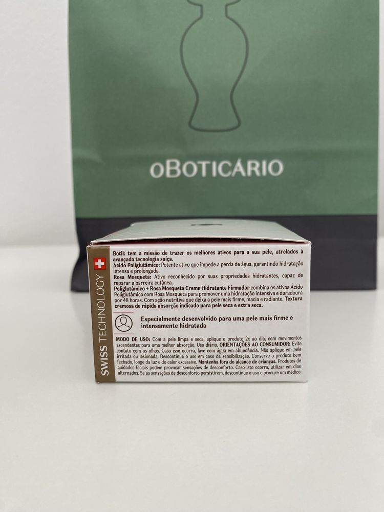Hidratante facial .