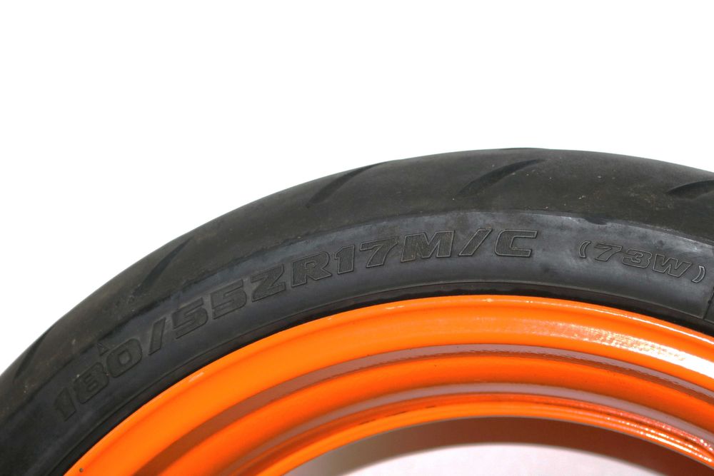 HONDA CBR REPSOL roda traseira