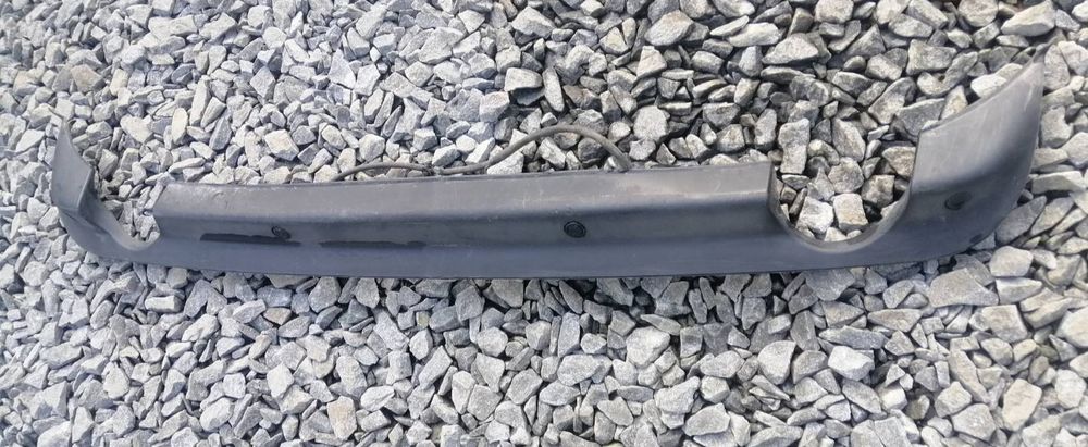 Ауді а6 с5  планка партроніків бампера