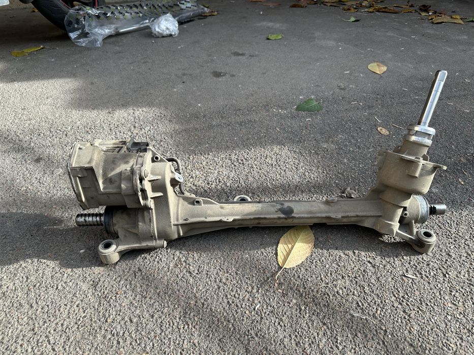 Кермова рейка Ford Escape 2015 року