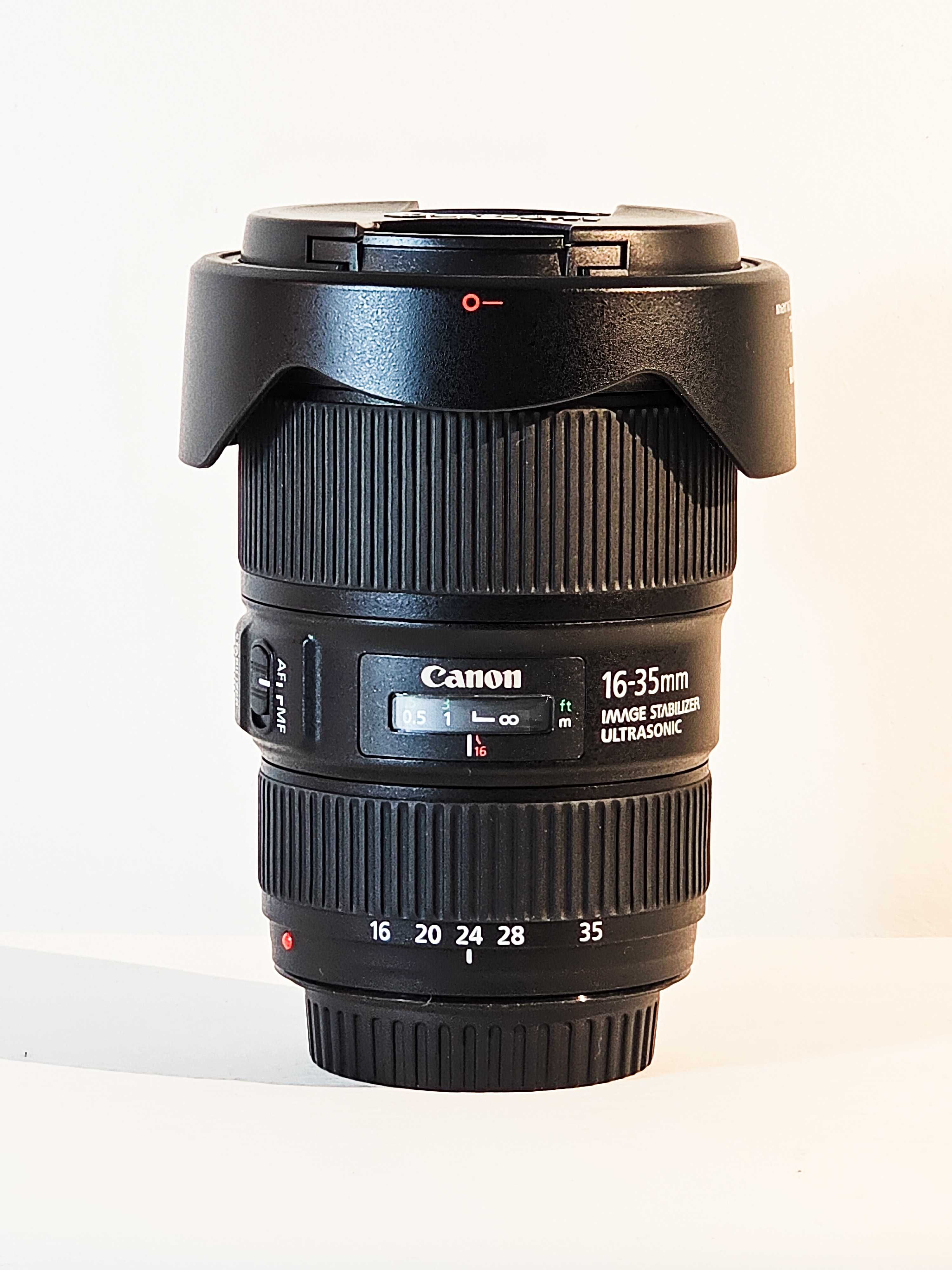 Canon EF 16-35mm como nova.