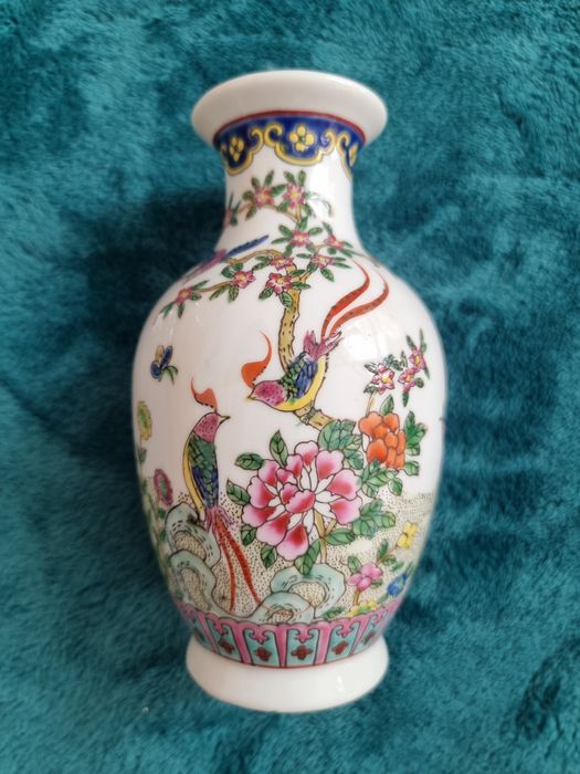 Старовинна китайська ваза