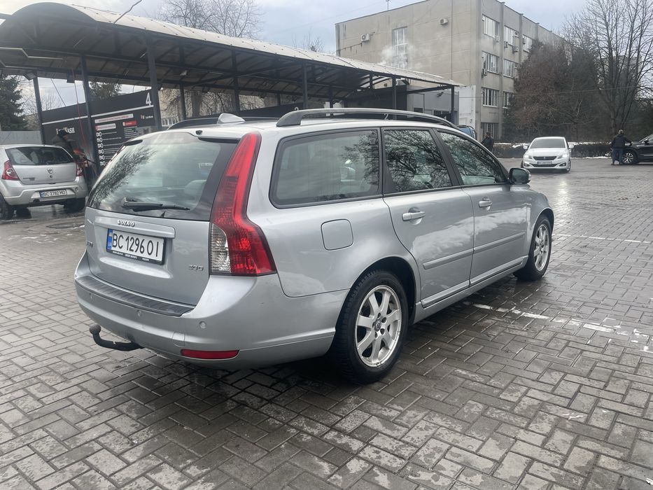 Volvo v50 2008 2.0