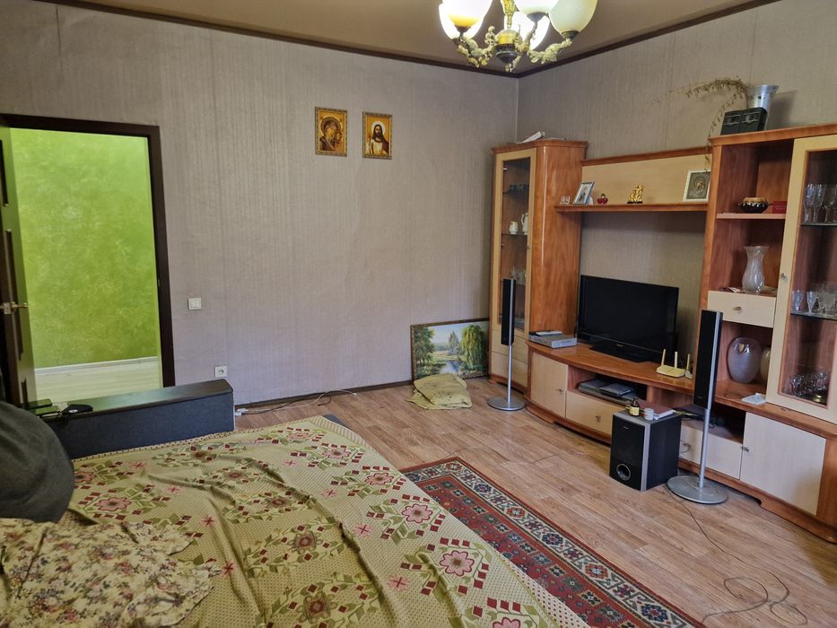 Продажа 2ой полнометражной квартиры в Днепровском р-не (Металлургов)