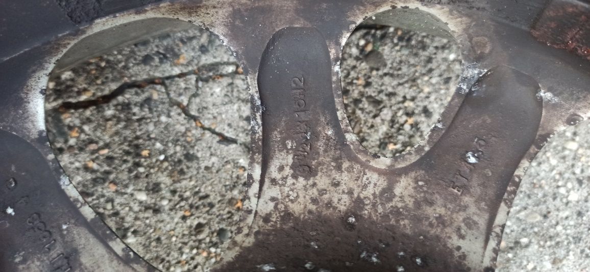 Felgi alfa 147 w dobrym stanie