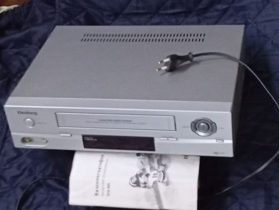 Видеомагнитофон Panasonik 400.  Рабочий