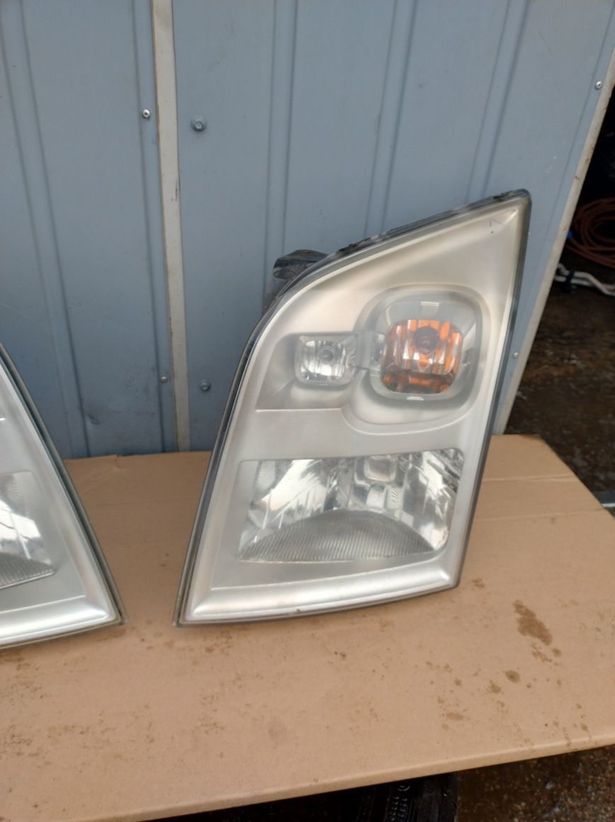 Reflektor lampa Ford Transit MK7