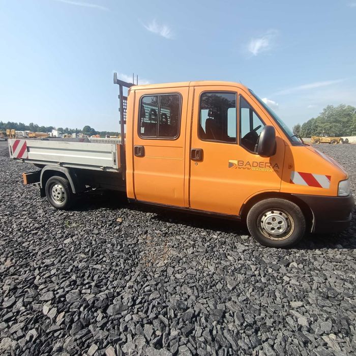 Fiat Ducato 2005 rok Doka 6-osobowy skrzynia silnik 2.3 litra