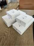 Apple AirPods 4 нові без шумоподавлення MXP63LL/A 4800 грн