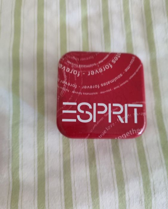 Duas pequenas caixas