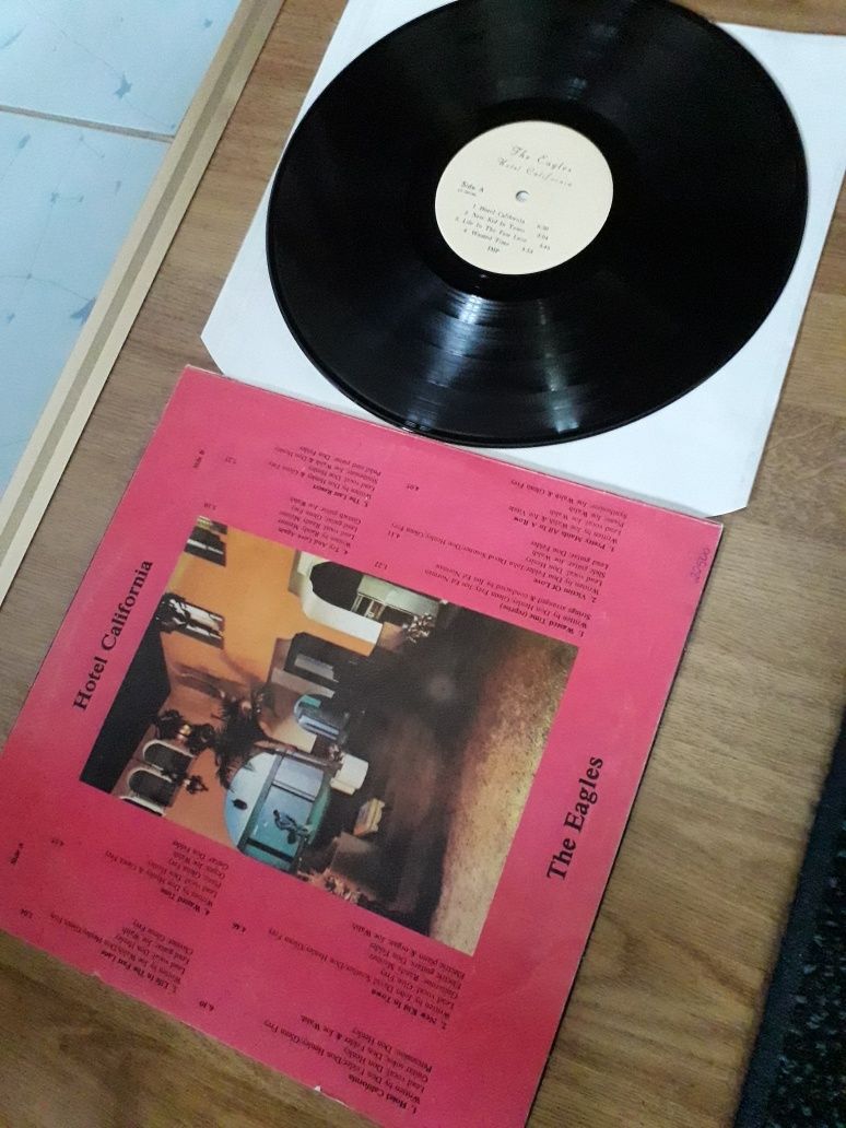 The EAGLES- Hotel California.