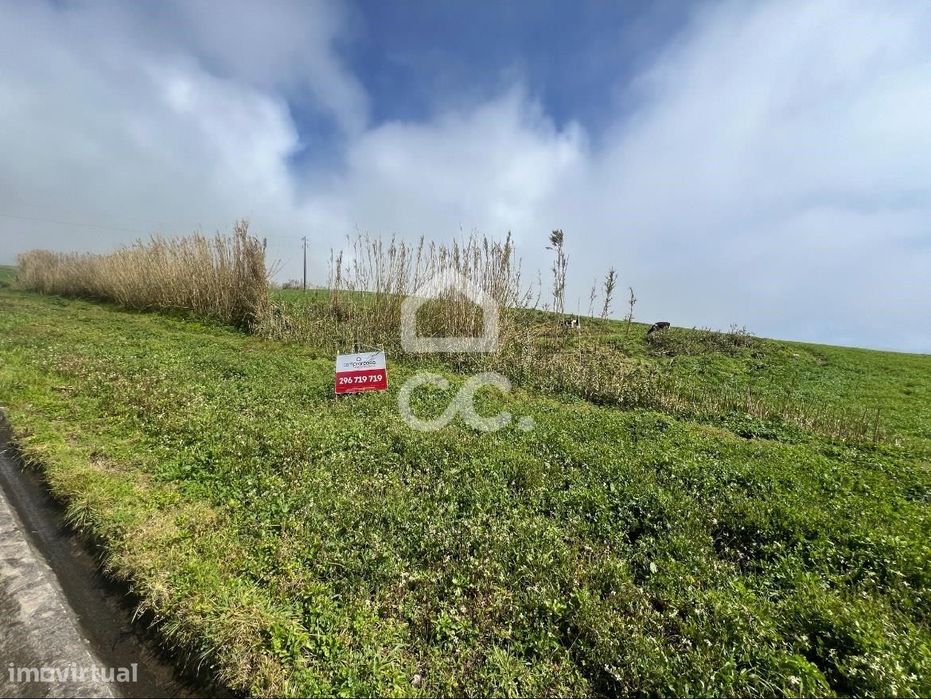 Terreno  com 12.660,00 m2 - Ponta Garça - Vila Franca Do Campo