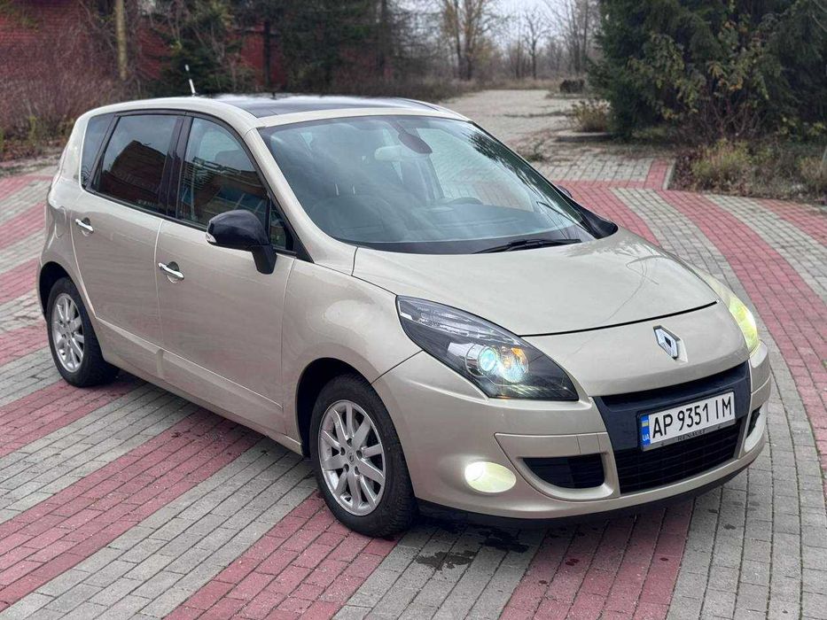 Renault Scenic 2011 1.6dci BOSE Мкпп-6