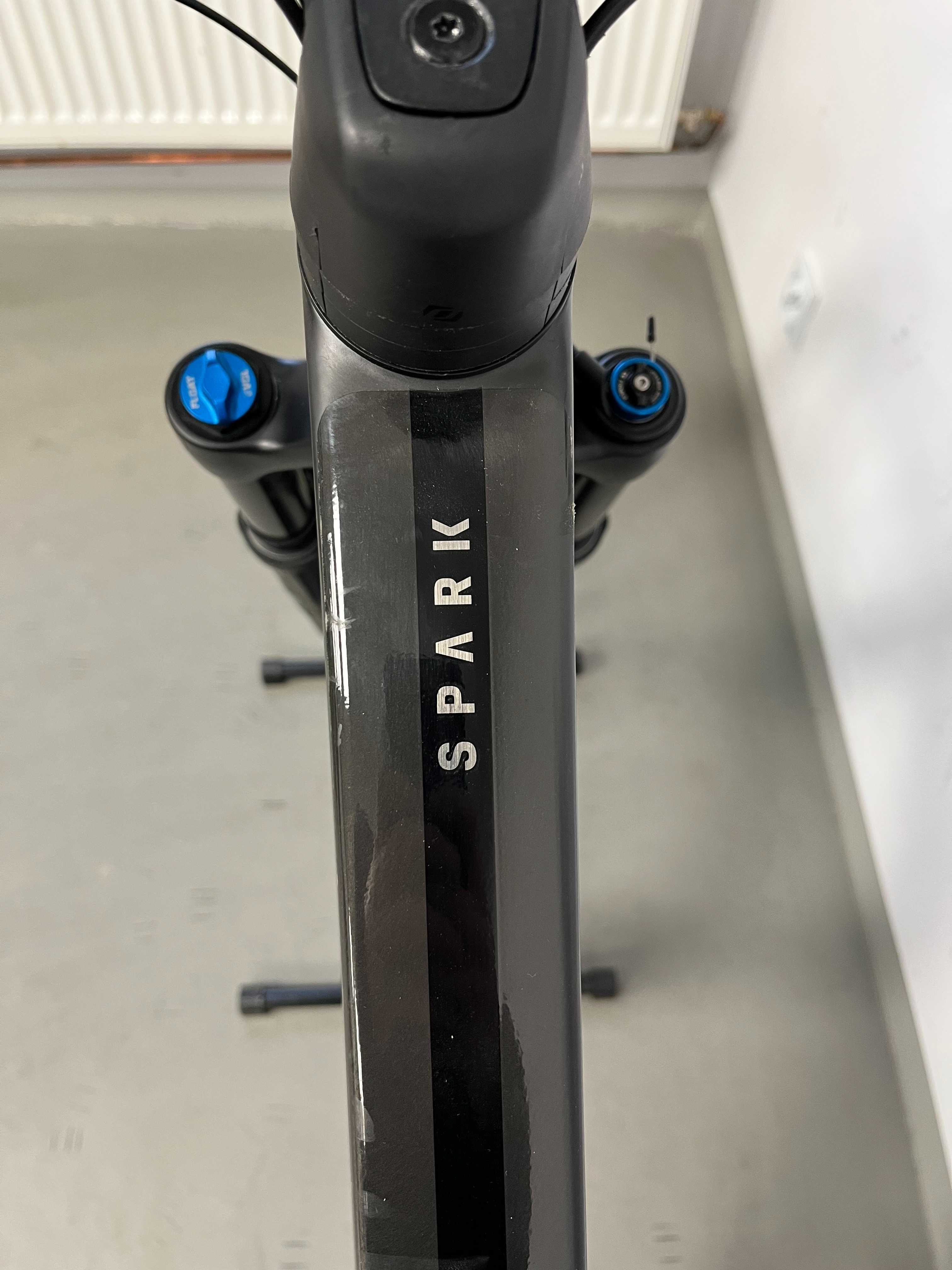 Wyprzedaż Rower Full Scott Spark 910 29" r. M FOX karbon