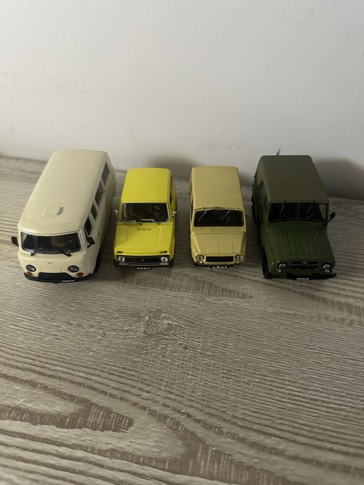 Колекційні моделі Deagostini 1.43