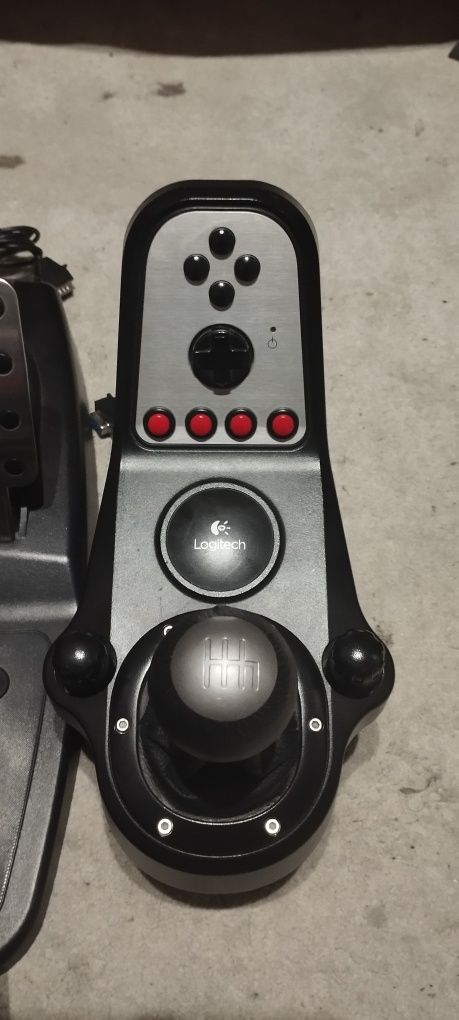 Kierownica Logitech g27