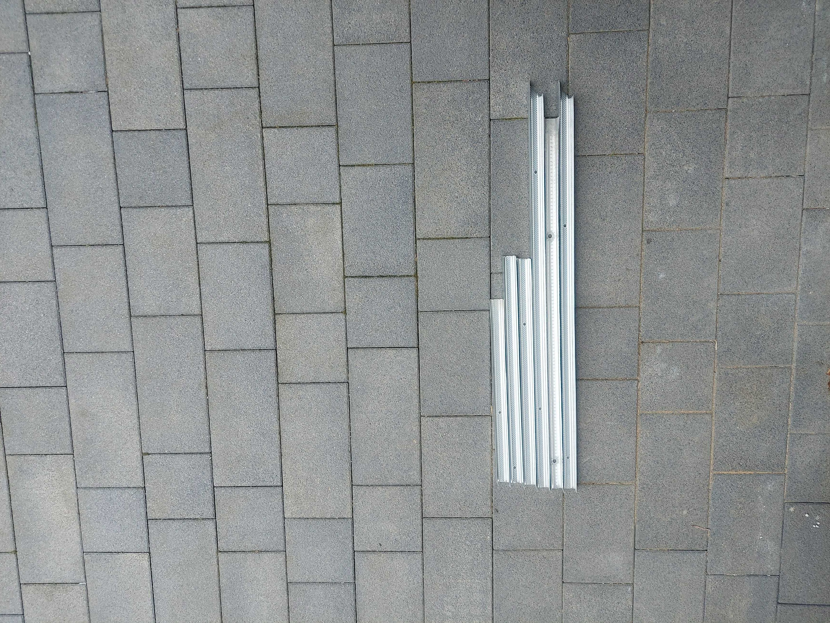 kawałki profili do płyt karton-gips UD30 CD60 UW50 CW50 CW100 UW100