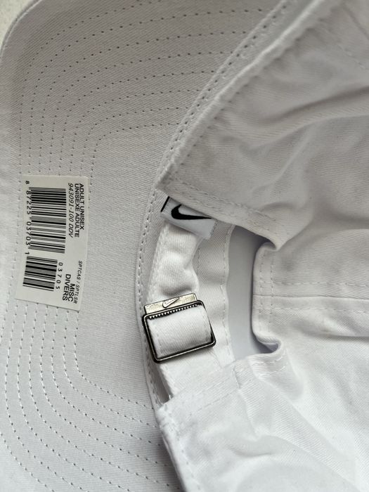 Кепки від бренду Nike