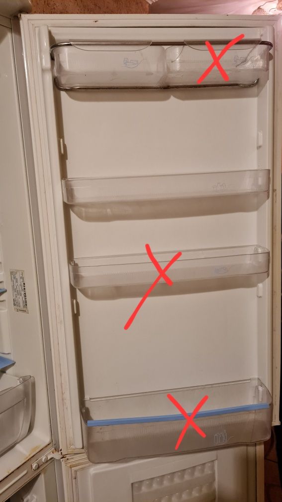 Полка на холодильник Indesit