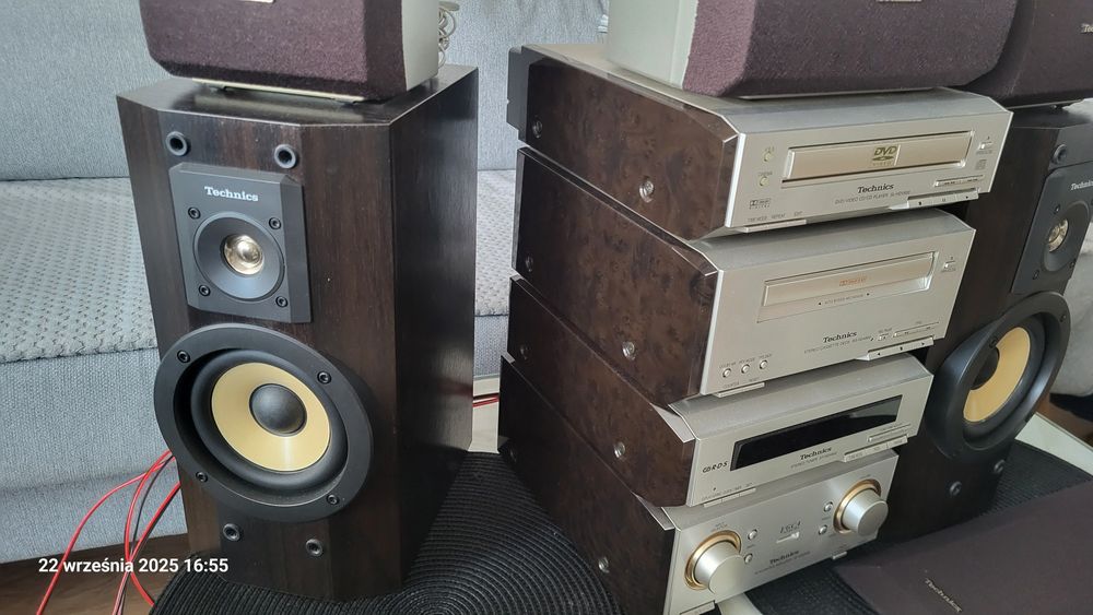 Wieża Technics SE-HDV600