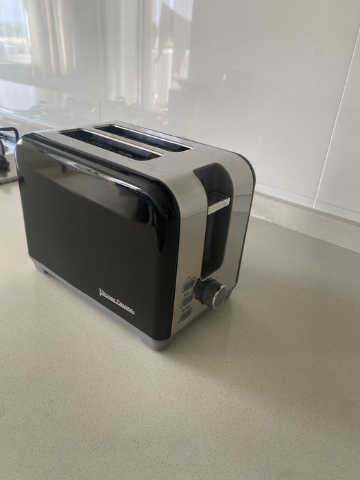 Torradeira bem conservada