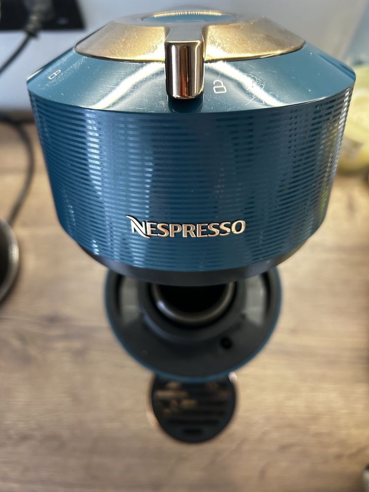 Nespresso Vertuo Next ekspres