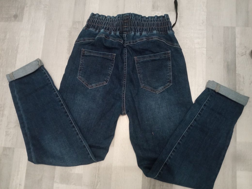 Spodnie jeansowe mom fit