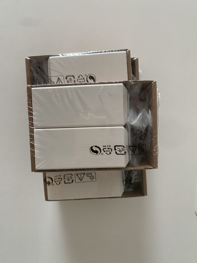 Aparador Besta IKEA