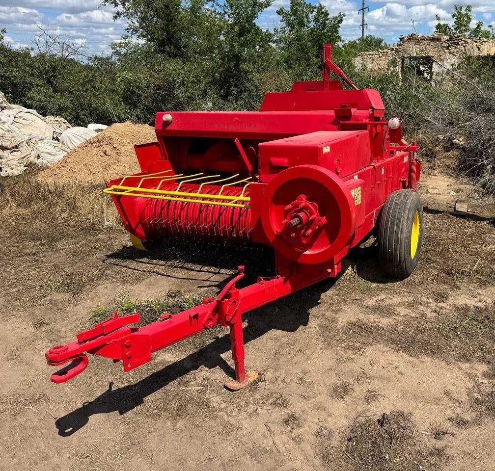 Прес підбирач Deutz-Fahr HD440